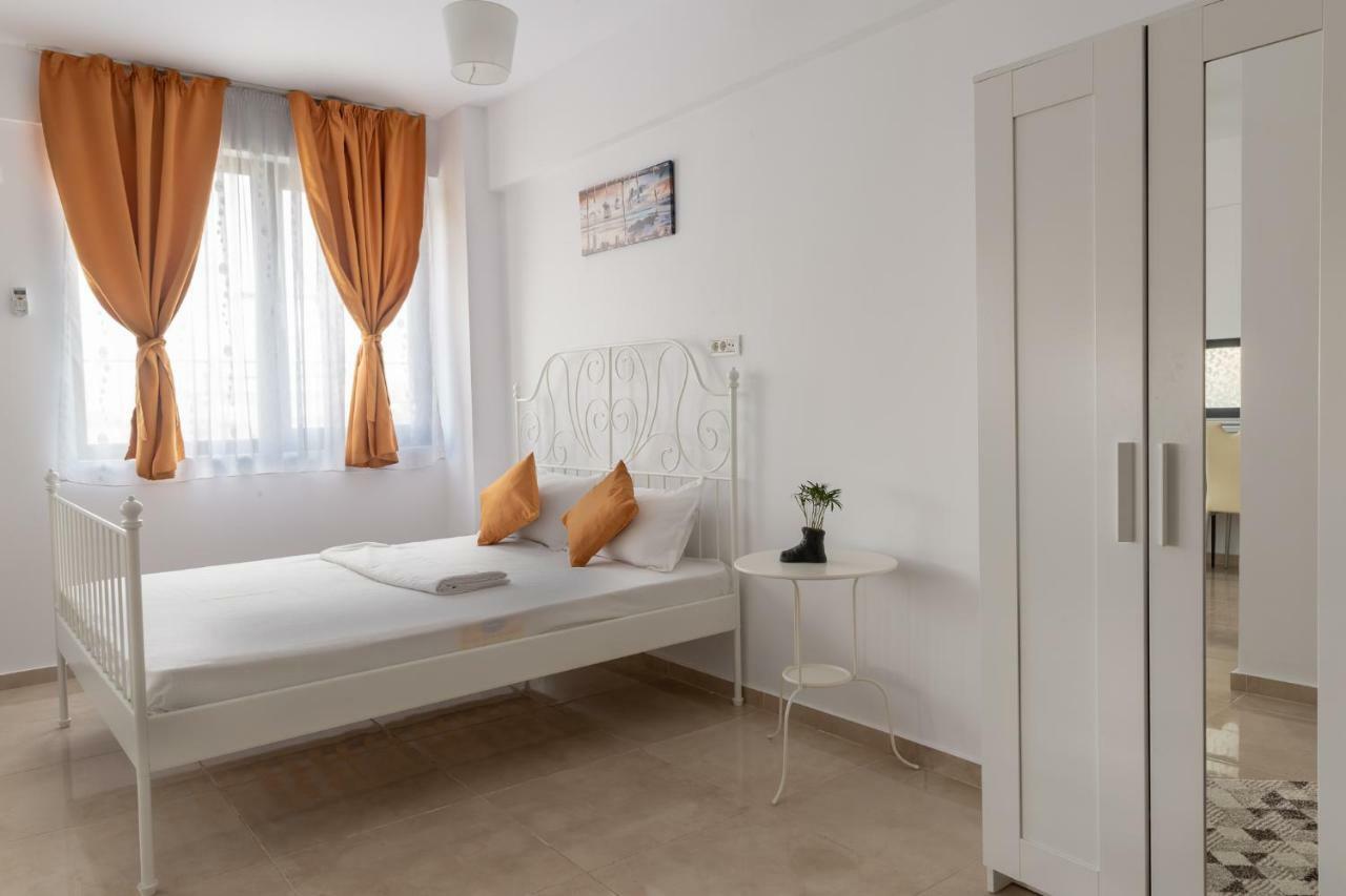 Studio Ambiance , Mamaia นาโวดาริ ภายนอก รูปภาพ